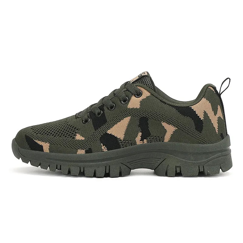 Atmungsaktive Camouflage-Sneaker